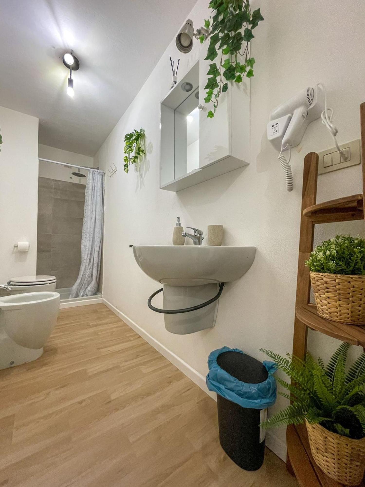 Homestay Home In Town - Home In City Life Milan